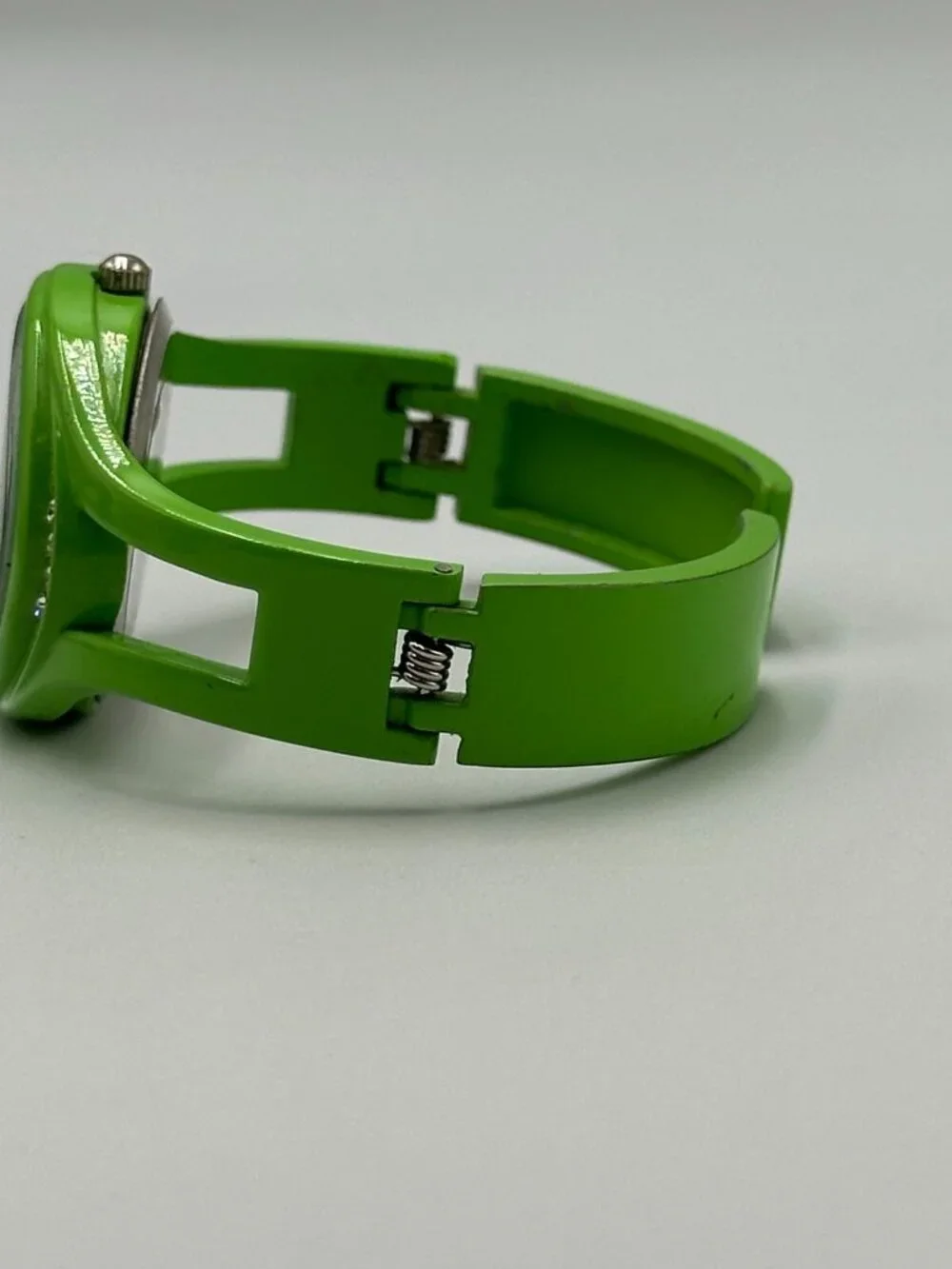 3/$30 Varsales Watch Women Green White Dial Rhinestone Accents Cuff Band
